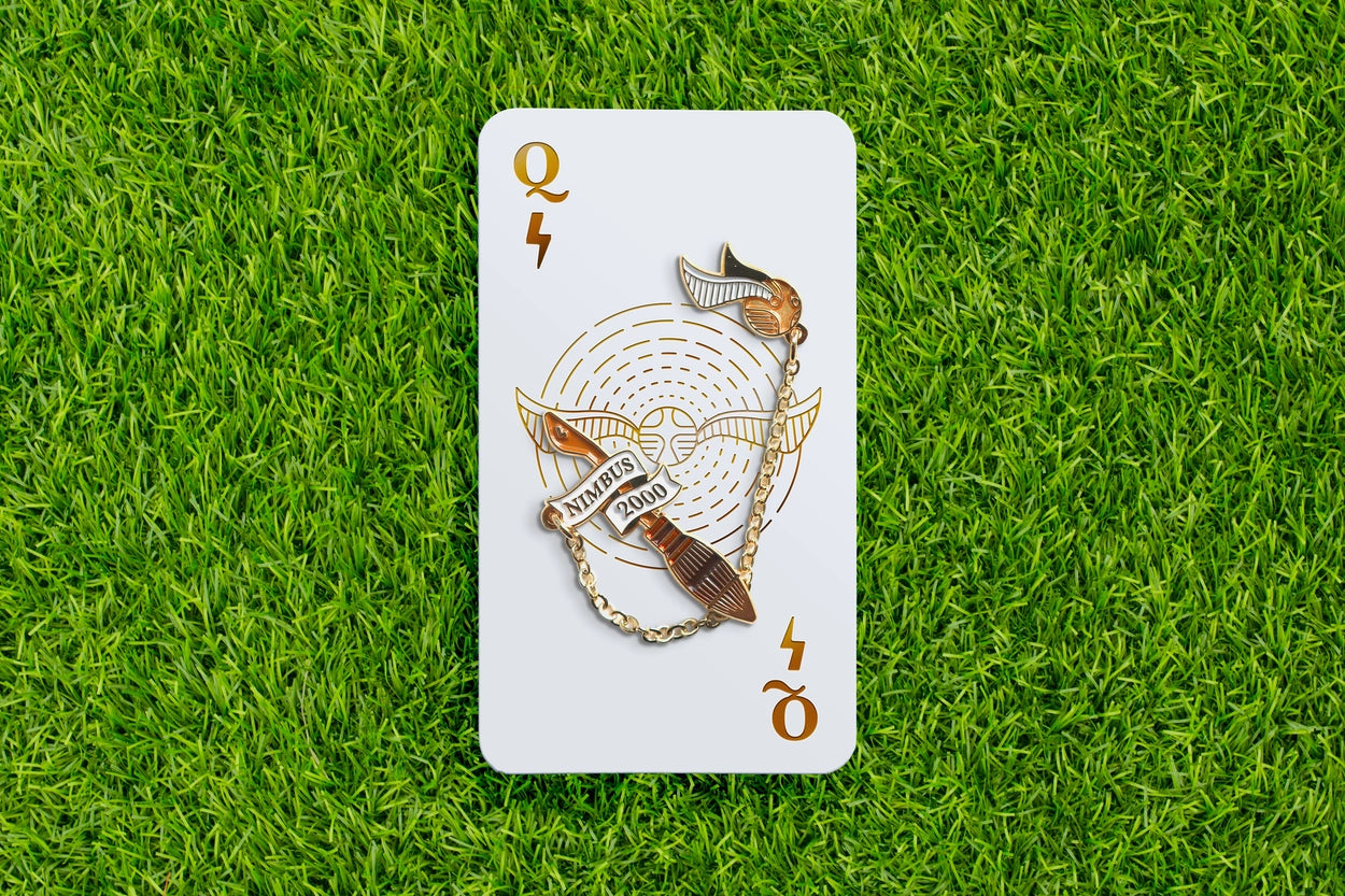 [Magic & More] Enamel Pin - Magic Broom